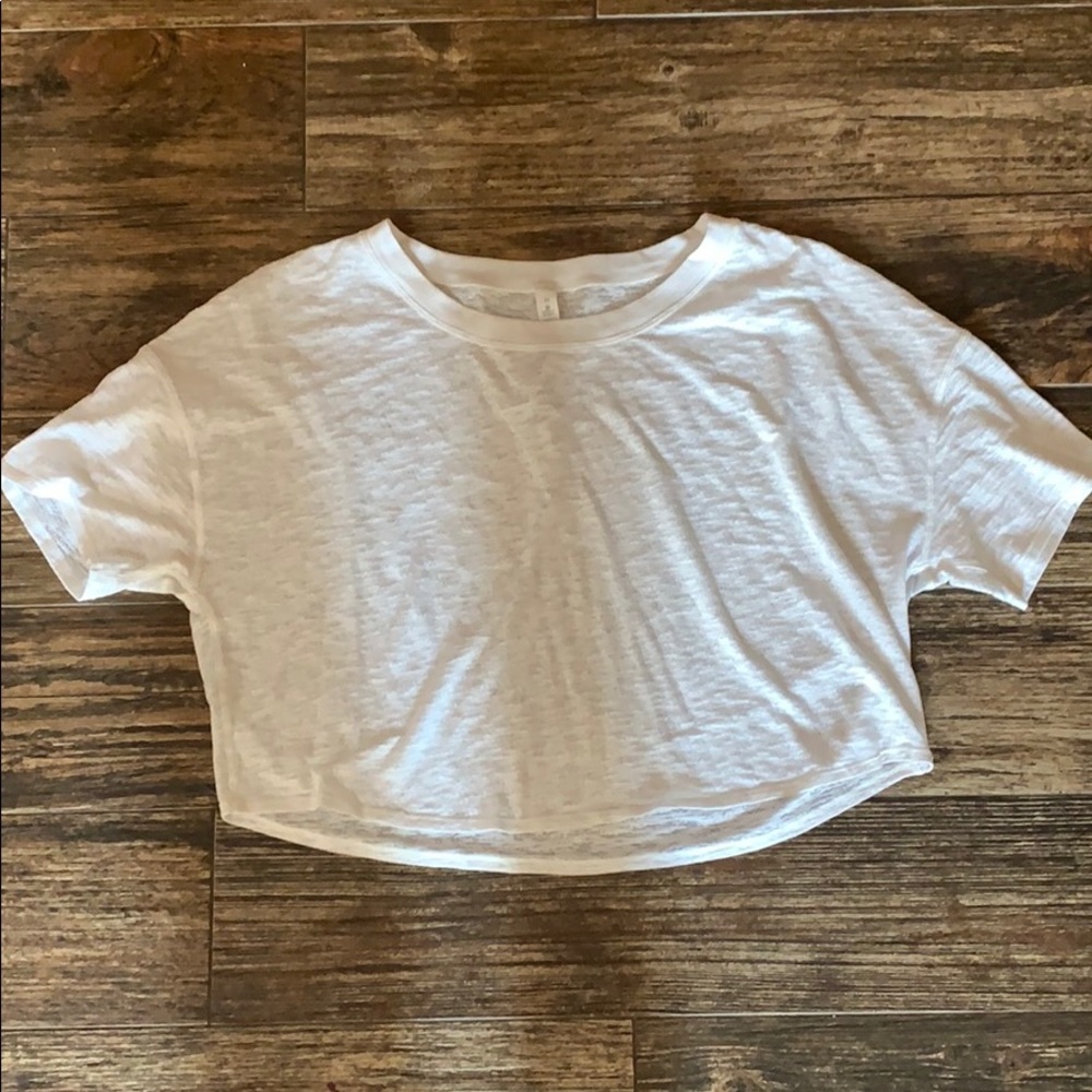 Lululemon crop top